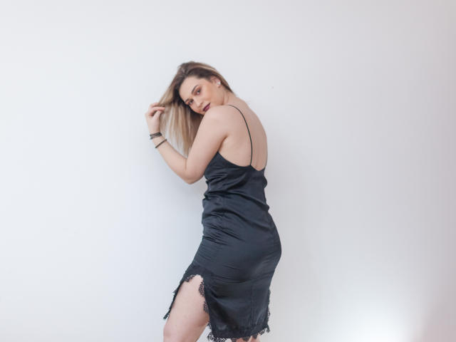 KarinnaFontaine - Sexe cam en vivo - 5221932