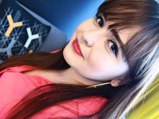 ModelLACY - Live hot with a brown hair Girl 