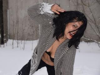 ValentinaSanchez - Webcam x with this black hair Lady over 35 