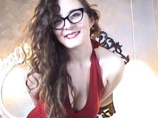 OhMyMoxie - Show porn avec cette Resplendissante jeune jeune model hot avec une belle poitrine sur le service Xlovecam 