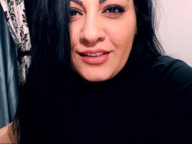 SexyBabeForAll - Show live porn avec une Femmes européenne sur le service X Love Cam 