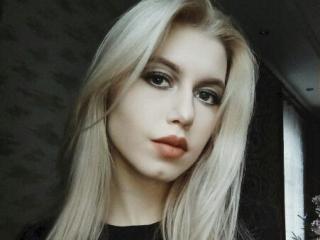 SandyBrandy - online chat hard with this sandy hair 18+ teen woman 