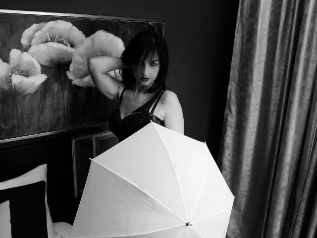 BelaMoretti - Sexe cam en vivo - 5284838