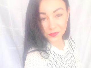 ClubKsenia - Chat live excitant avec cette étonnante créature sexy blanche sur la plateforme X Love Cam 