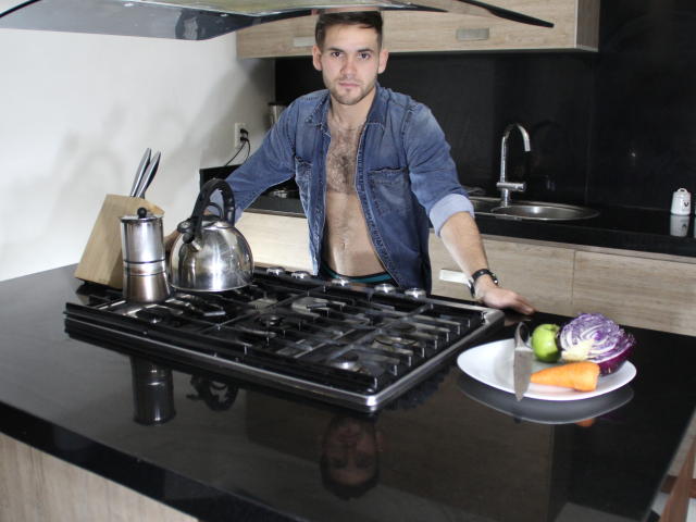 AustinGregor - פורנו בשידור חי ומצלמת סקס - 5303108