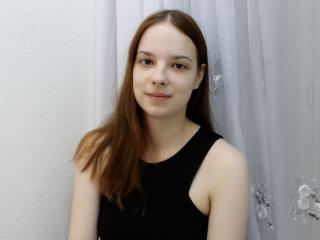 AmeliQueen - Show live hot with this Young lady with a standard breast 