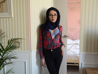 Ajda - Live chat hot with a arab Hot babe 