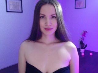 SophySmoon - Webcam live sexy avec une Très belle model en chaleur  