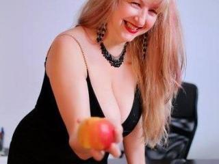 ArielSquirtX - Cam sexy with a shaved pussy Mature 