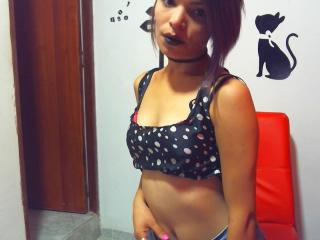 EmillyHell - Live Sex Cam - 5341128