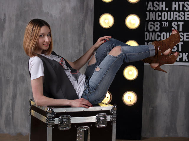 NikkiFervertX - Camera khiêu dâm &amp; quyến rũ trực tiếp - 5345293