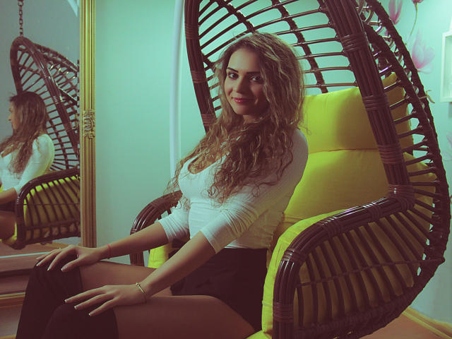 KiaraWild - Sexe cam en vivo - 5364081