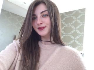JuliaGlamor - online show sexy with a shaved genital area 18+ teen woman 