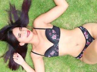 ChloeMors - Live chat sex with this latin Girl 