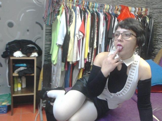 SexyLilly69 - Live porn &amp; sex cam - 5378981