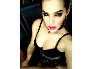 DivineShemale - Chat xXx with a so-so figure Ladyboy 