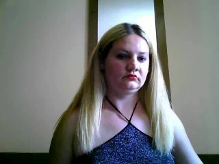 AsheleyFine - Live excitant avec une jeune bombe avec de grosses poitrines sur le service X Love Cam 