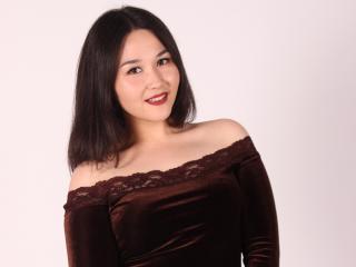 LifeLongLove - Live cam sexy with this standard build Hot chicks 