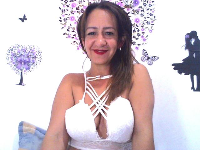 RubiaHot - Live hard with a latin american Sexy mother 