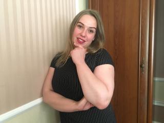 AkiraDevine - Live cam porn with a Young lady with giant jugs 