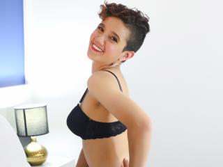 AngelStonic - Show porno avec une Incroyable jeune jeune model en chaleur d’Amérique latine  