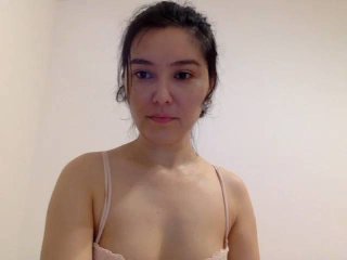 FleurRebelle69 - Chat cam sex with this brunet Young lady 