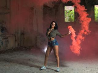 LizzyAnn - Chat hard with this black hair Girl 