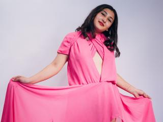 AmmelFlower - Chat live sexy with this lean 18+ teen woman 