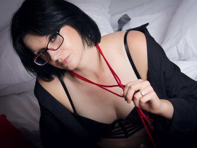 ValeriaDiamond - Live porn &amp; sex cam - 5528696