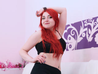 SandraFord - Chat cam porn avec cette Femmes ayant des seins de rêve  