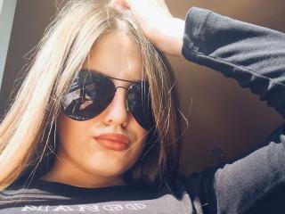 ArielLovers - online show nude with a regular body 18+ teen woman 