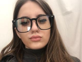 ArielLovers - Show live nude with this regular melon College hotties 