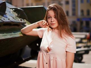 BellaHill - Chat exciting with a auburn hair Young and sexy lady 