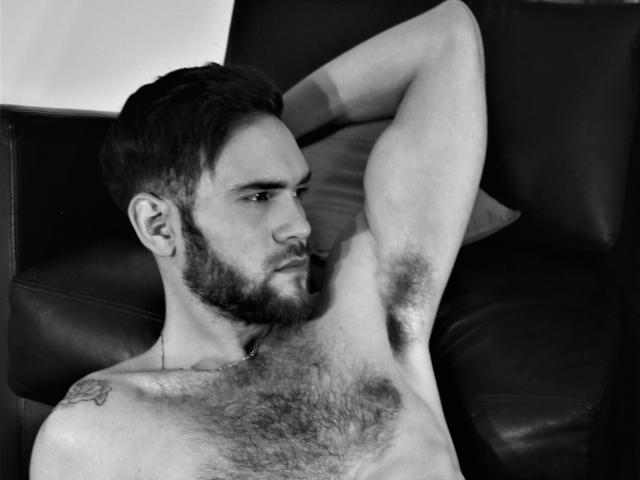 AustinGregor - Live porn &amp; sex cam - 5564961