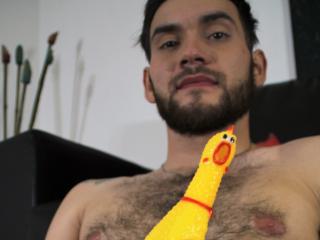 AustinGregor - Live cam sexy avec un Homo latino sur la plateforme Xlovecam 