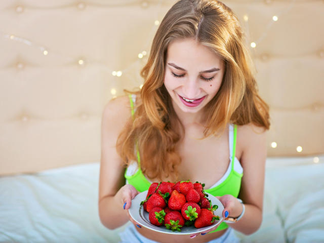 WhiteButterfly - Chat cam xXx avec une Belle beauté sexy filiforme sur Xlove 