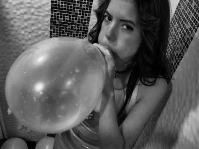 KinkyHoly - פורנו בשידור חי ומצלמת סקס - 5571761