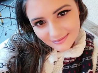 ReneBriliante - Chat cam hot with this shaved pussy Sexy girl 