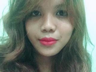 BigKathTS - Show xXx with a Ladyboy with average hooters 