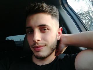 StevenCum - Live chat sexy with this European Horny gay lads 