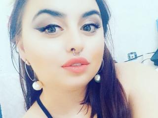 ChaudePourxToi - Video chat xXx with a shaved private part Hot babe 