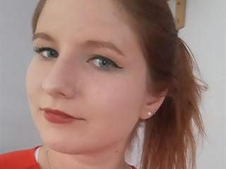 SteffiRosse - Show live nude with this European Sexy babes 
