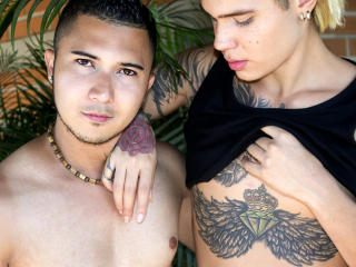 ValentinXSanders - Live nude with this latin american Homo couple 