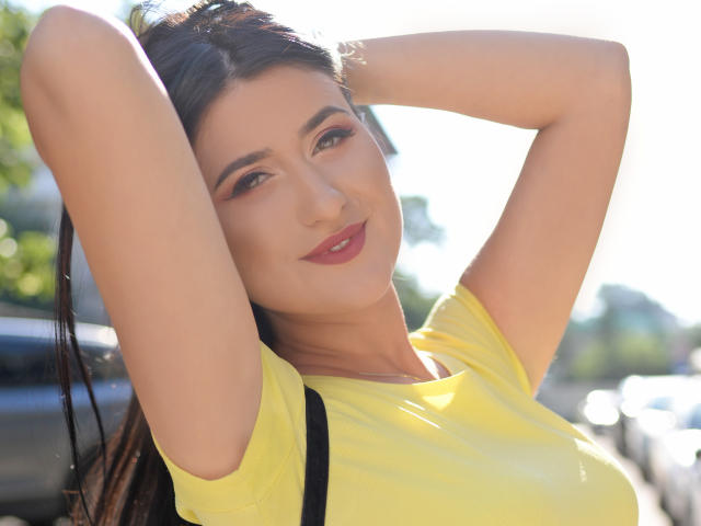 AdelineeLove - פורנו בשידור חי ומצלמת סקס - 5606381