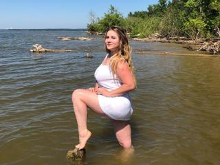 AfinaKalory - online show hot with this White 18+ teen woman 