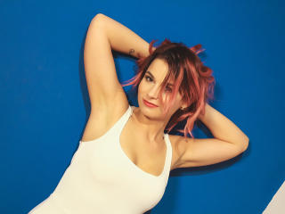 SpicyFox - Webcam live hard with this redhead Young lady 