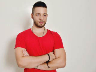 LeonidasColt - Chat sexy avec un Gay sur Xlovecam.com 