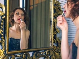 ShelbyBarnes - Show porno avec une Femme mature au décolleté idéal sur Xlovecam 