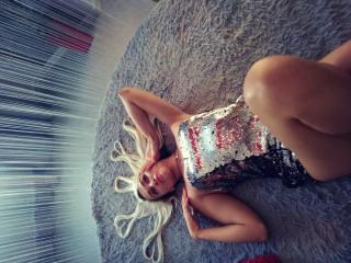 LuxuryMilana - online show sexy with this athletic body Hot chicks 