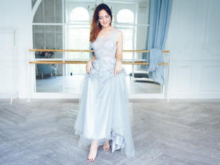 GoldieCody - Live chat x with a being from Europe 18+ teen woman 